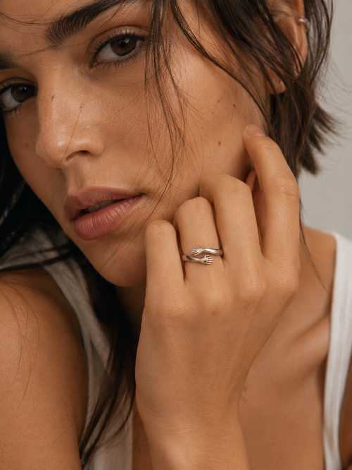 Anillo abrazo